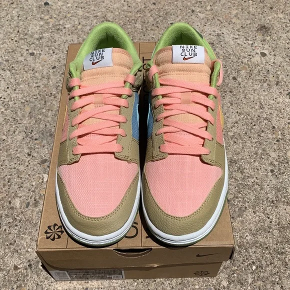 NWT Nike Dunk Sun Club Low Retro SE NN Size 7 men 8.5W - Picture 2 of 12